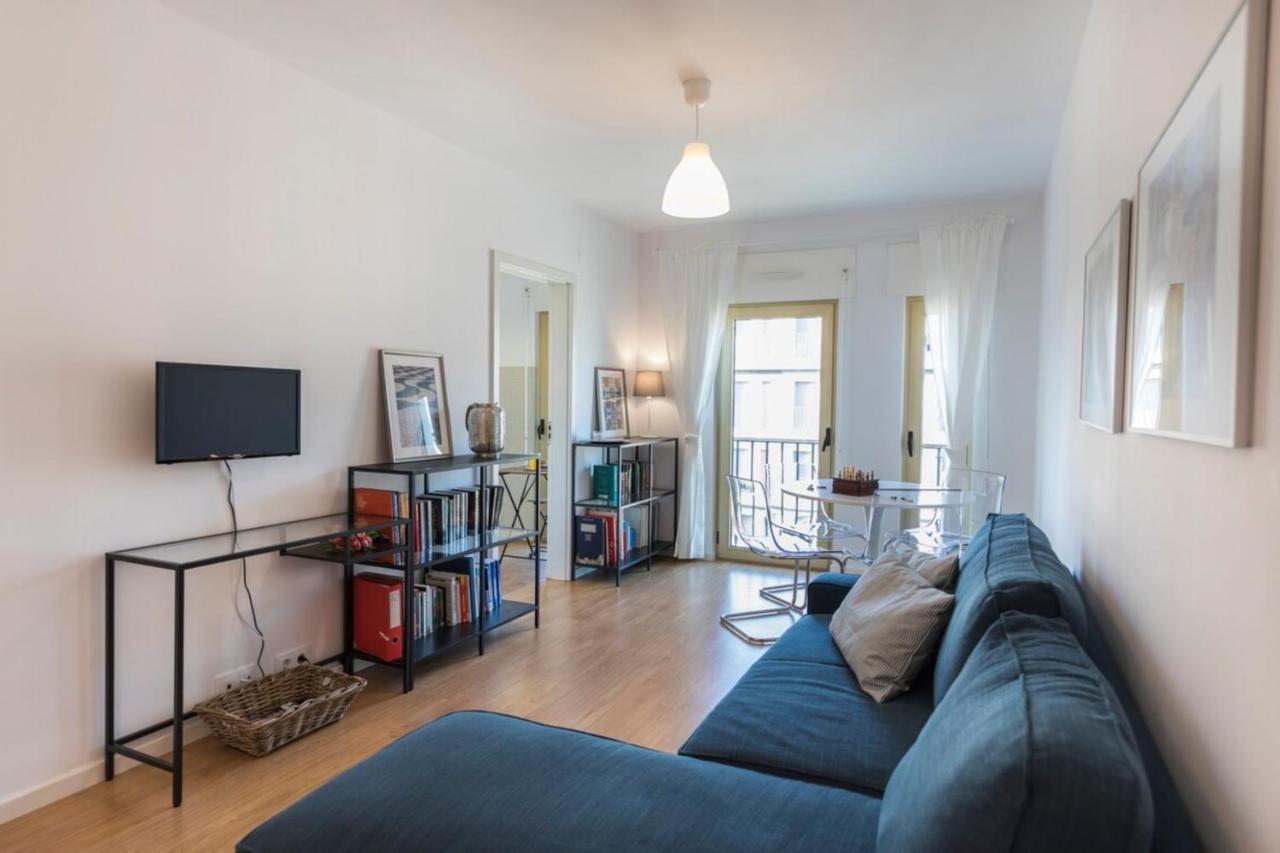 Comfortable Apartment In Campo Pequeno Lisbon Exterior photo